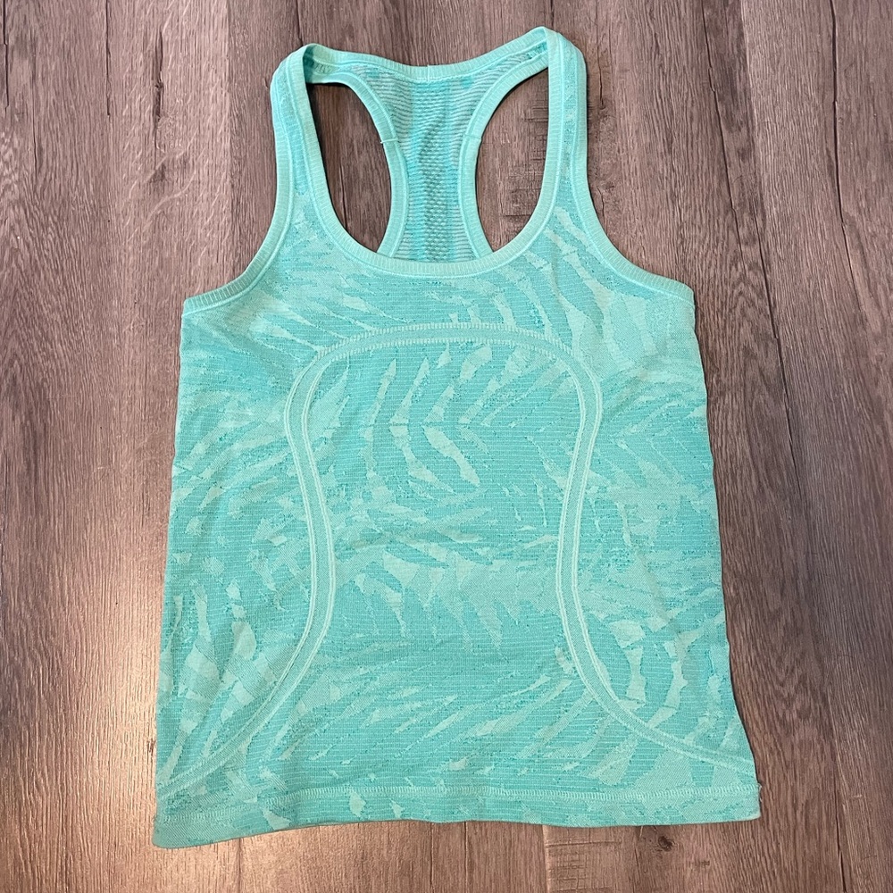 Swiftly tech tank size 6